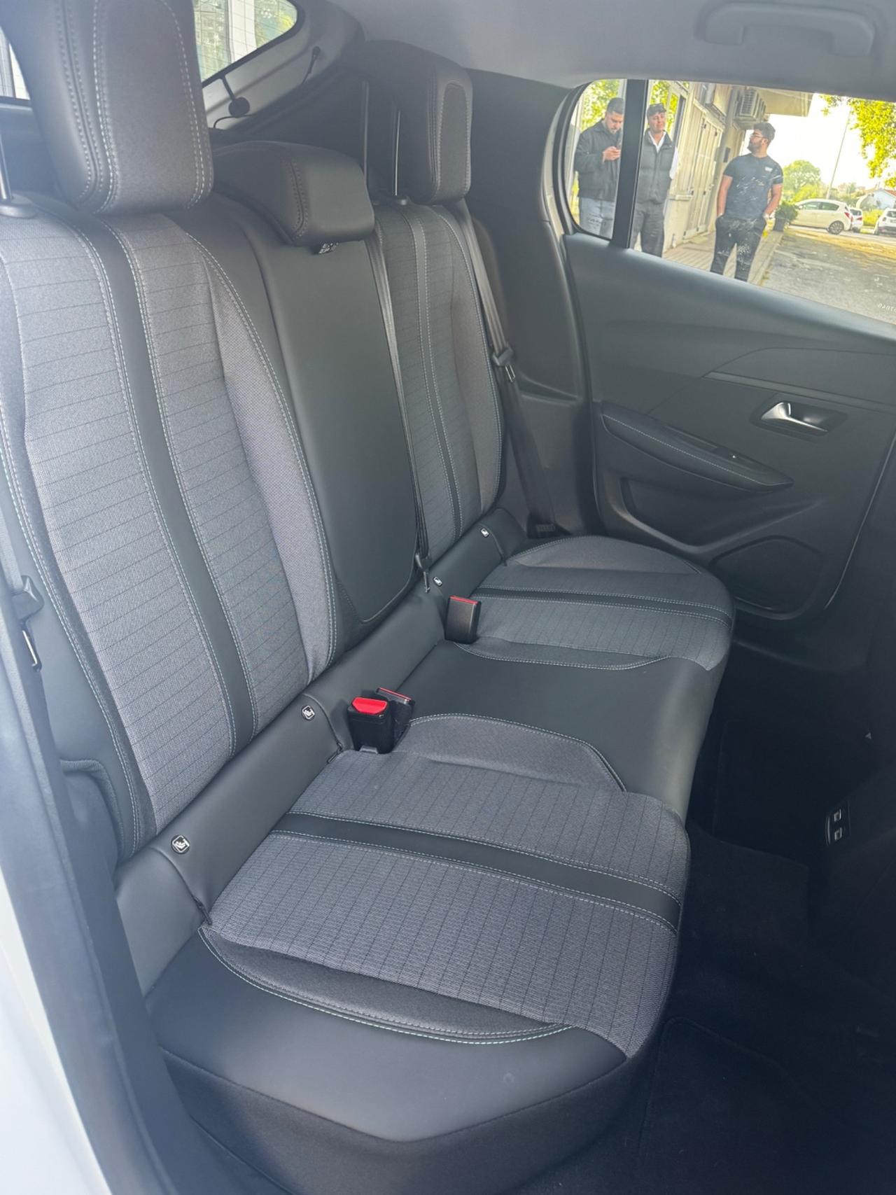 Peugeot 208 PureTech 100 Stop&Start 5 porte Allure Pack