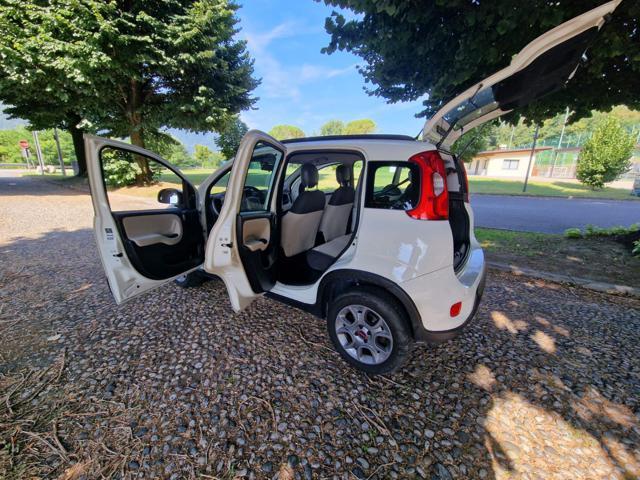 FIAT Panda 1.3 MJT 16V DPF 4x4 Climbing