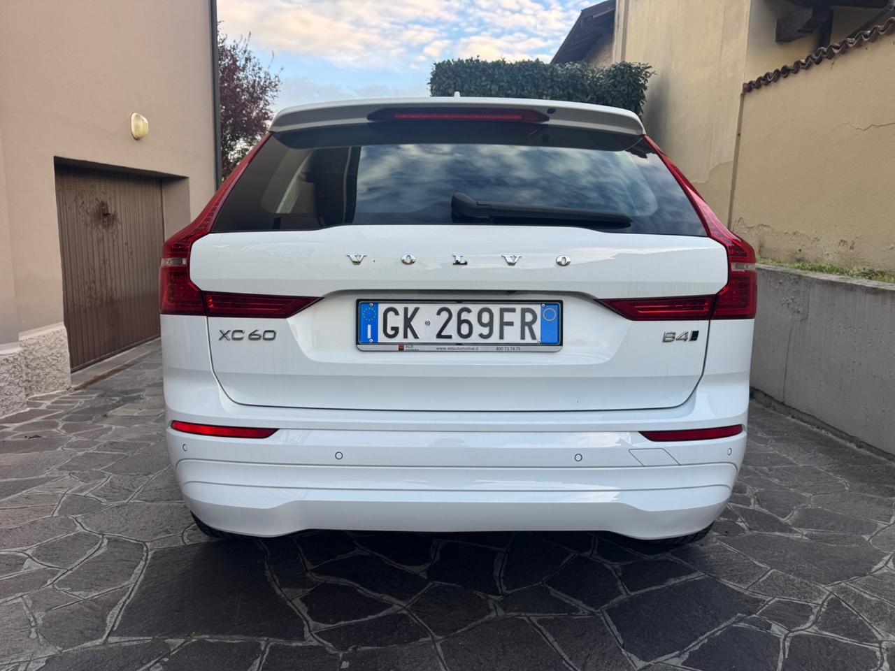 Volvo XC 60 XC60 B4 (d) AWD automatico Core