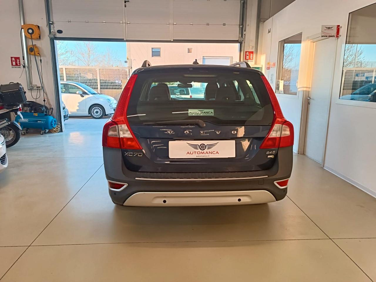 Volvo XC 70 XC70 2.4 D 175 CV FWD DRIVe Summum