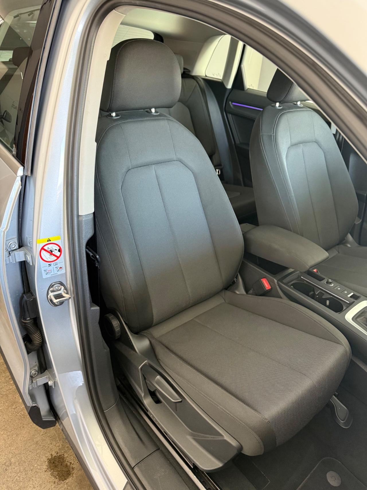 Audi Q3 35 2.0 Tdi 150CV Stron Advanced-LED