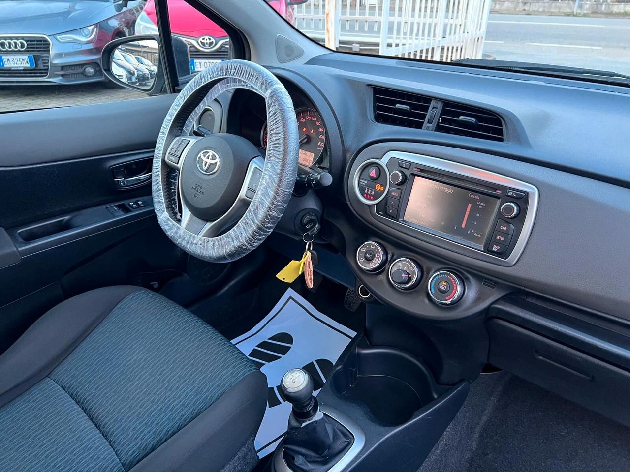 Toyota Yaris 1.0 5 porte Lounge