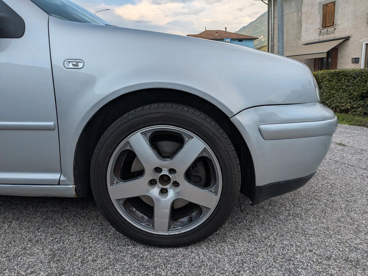 VW GOLF IV 1.8 20V T 180CV 3p. GTI