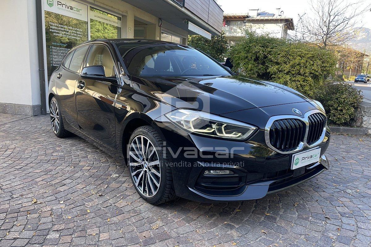 BMW 118i 5p. Luxury