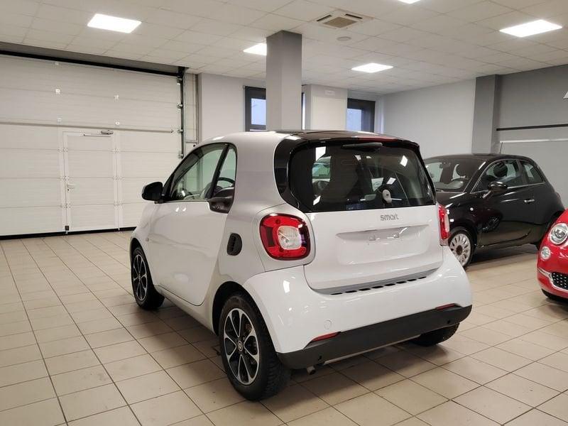 smart fortwo fortwo 70 1.0 Passion