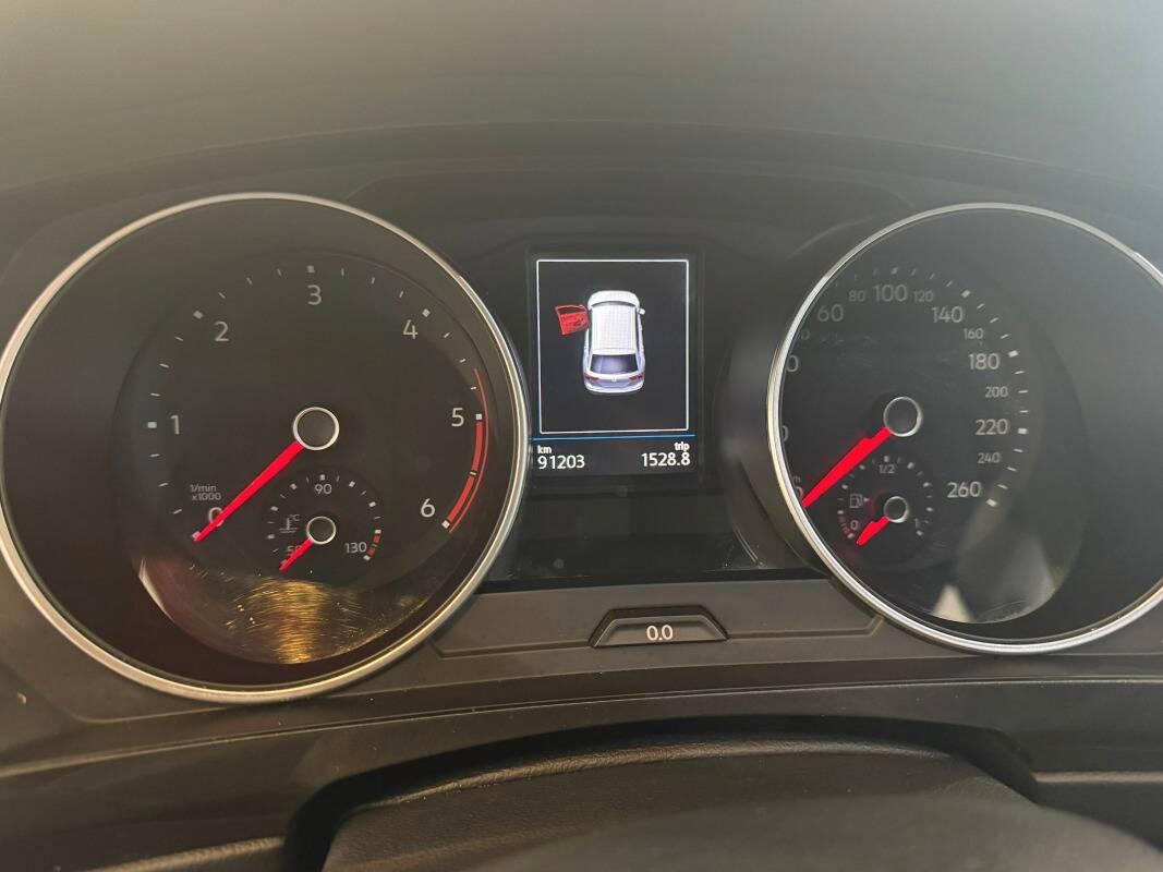 Volkswagen Tiguan 2.0 tdi URBAN SPORT 150cv dsg