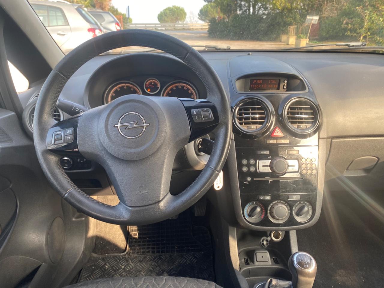 Opel Corsa 1.2 5 porte Edition