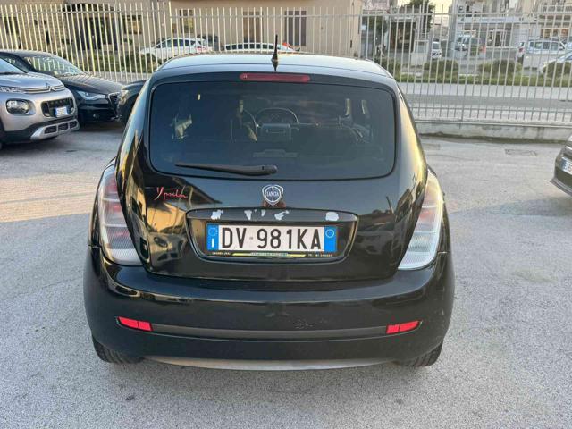 LANCIA Ypsilon 1.3 MJT 90 CV MomoDesign