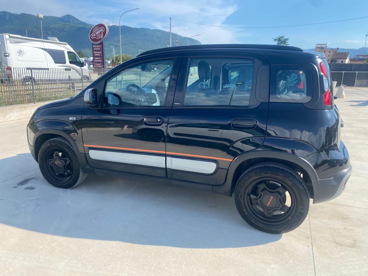 Fiat Panda 1.0 FireFly S&S Hybrid Garmin Edition