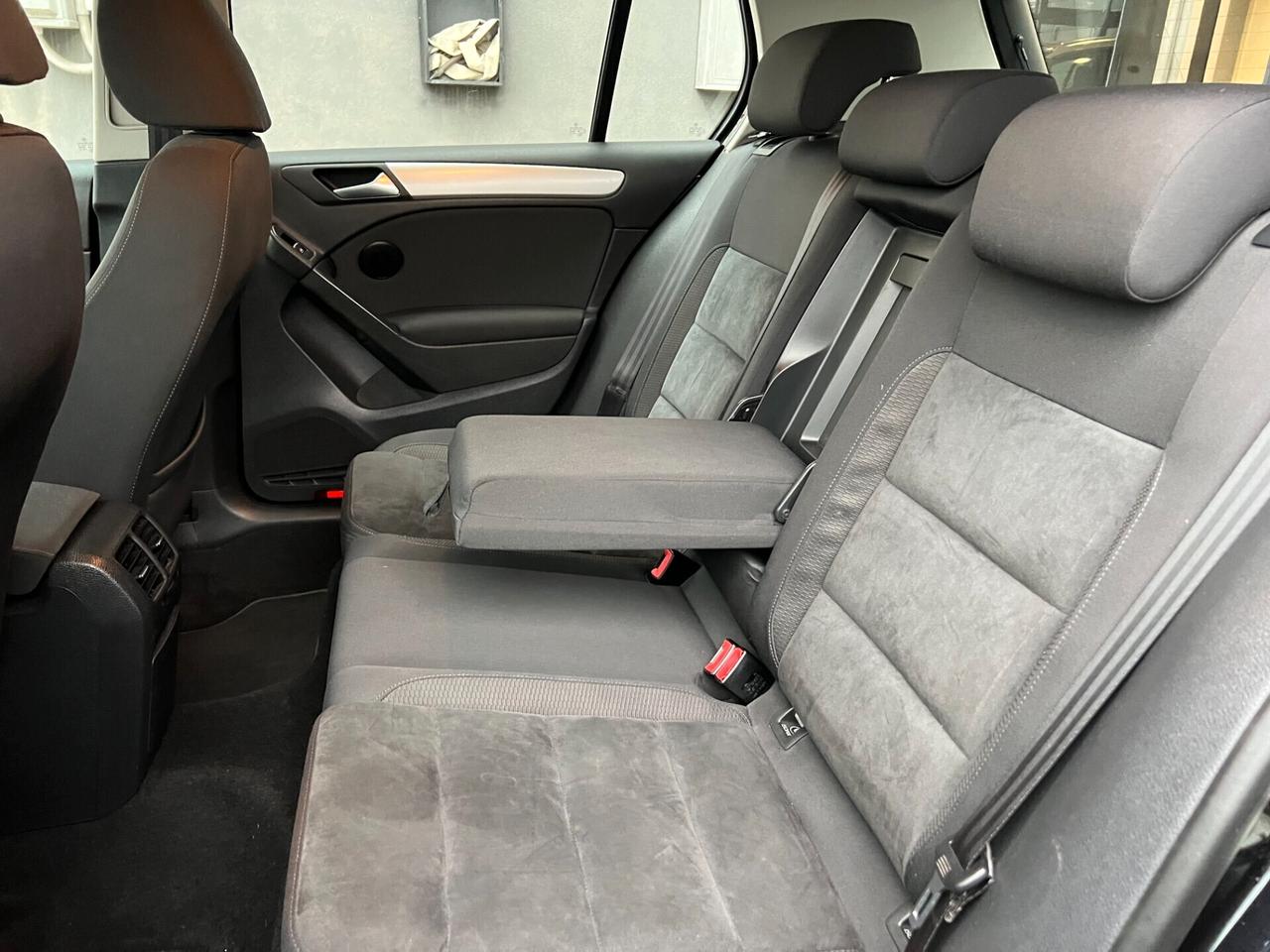 VW GOLF 1.6 TDI HIGHLINE/LED+PELLE/UNIPROP