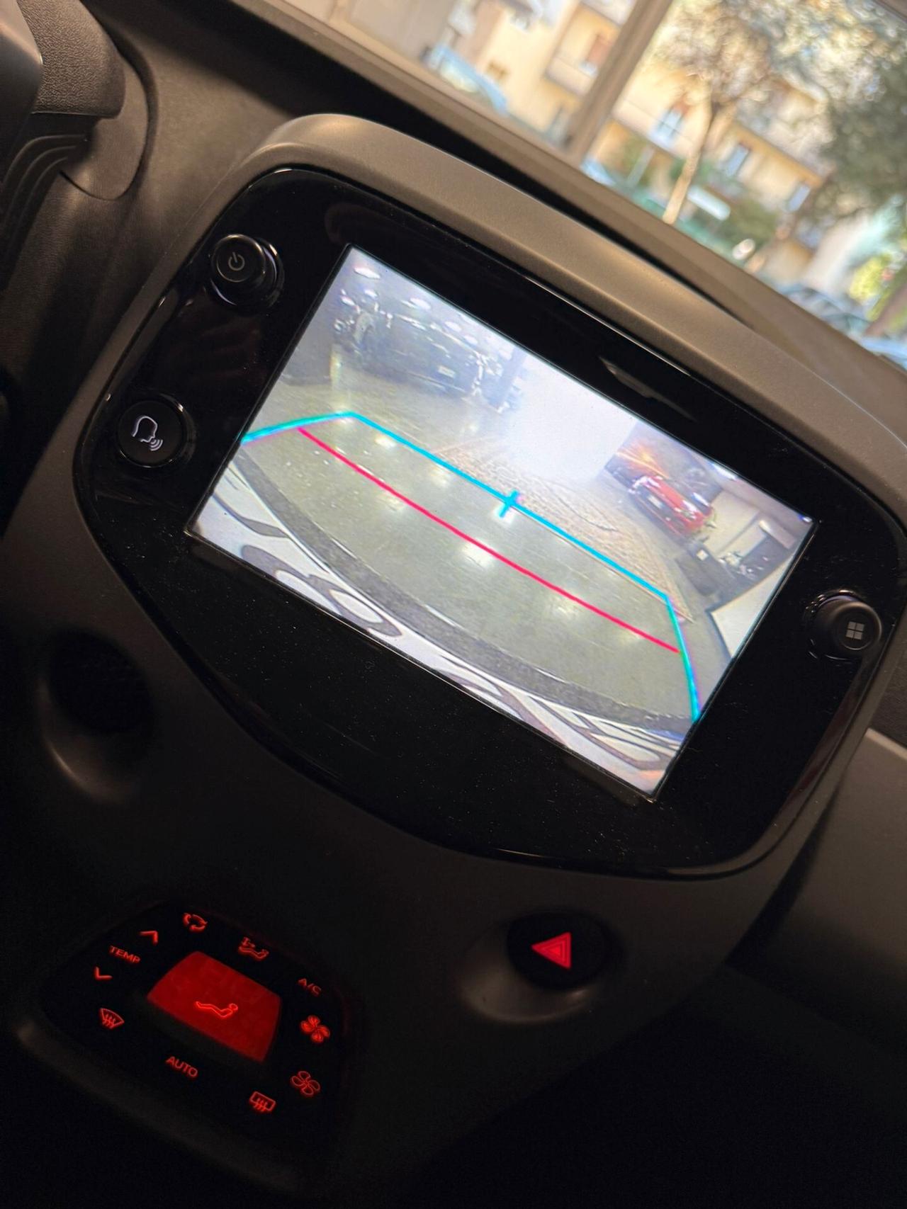 Toyota Aygo 1.0 VVT-i 72 CV 5 porte x-cite