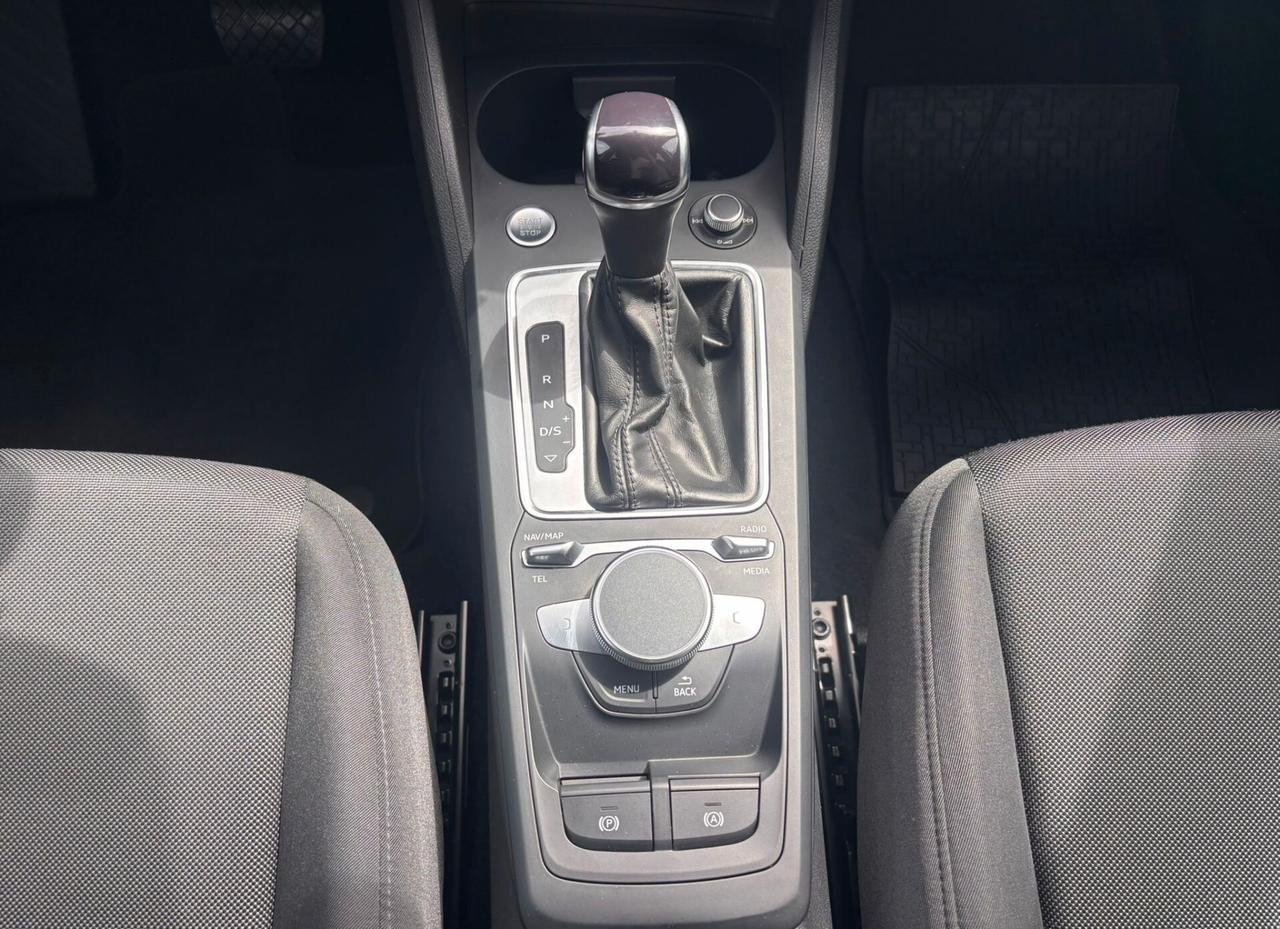 Audi Q2 30 TDI Admired
