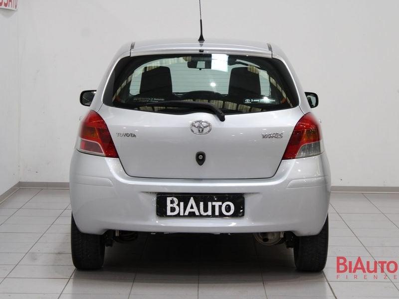 Toyota Yaris Yaris 5p 1.0 Sol
