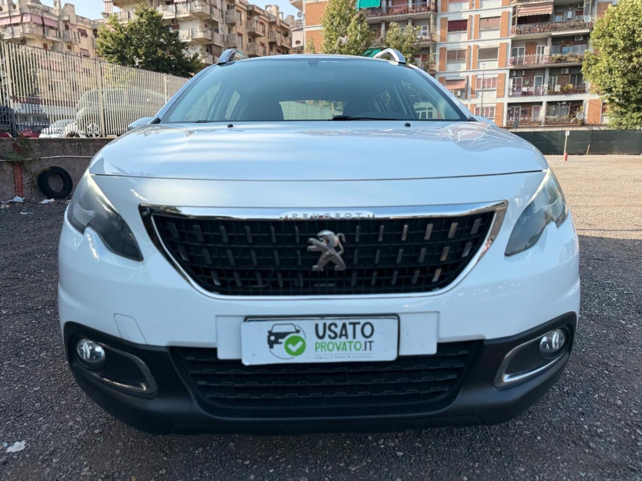 Peugeot 2008 1.2 83cv GPL