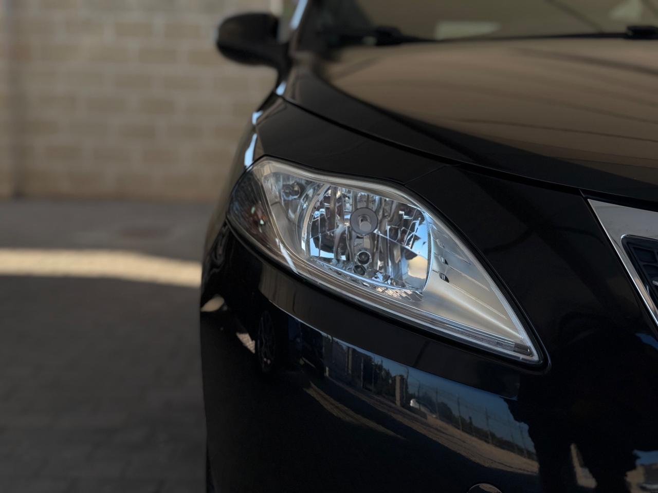 Lancia Ypsilon 1.2 69 CV 5 porte Gold