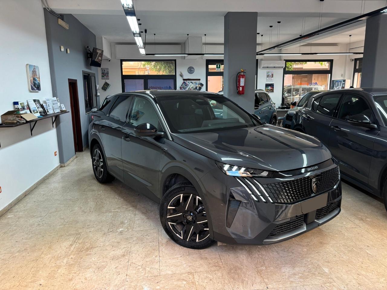 Peugeot 3008 Hybrid 145 e-DCS6 GT Vari Colori