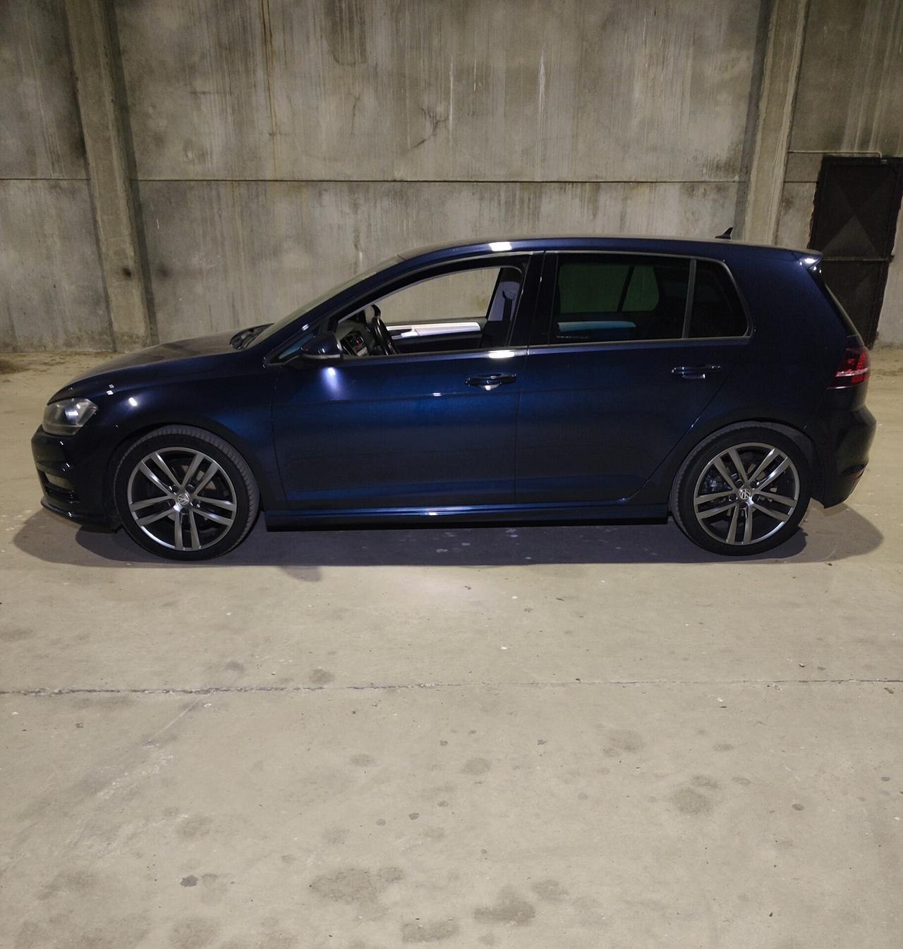 Volkswagen Golf 1.4 TSI 150 CV 5p. Highline R-Line