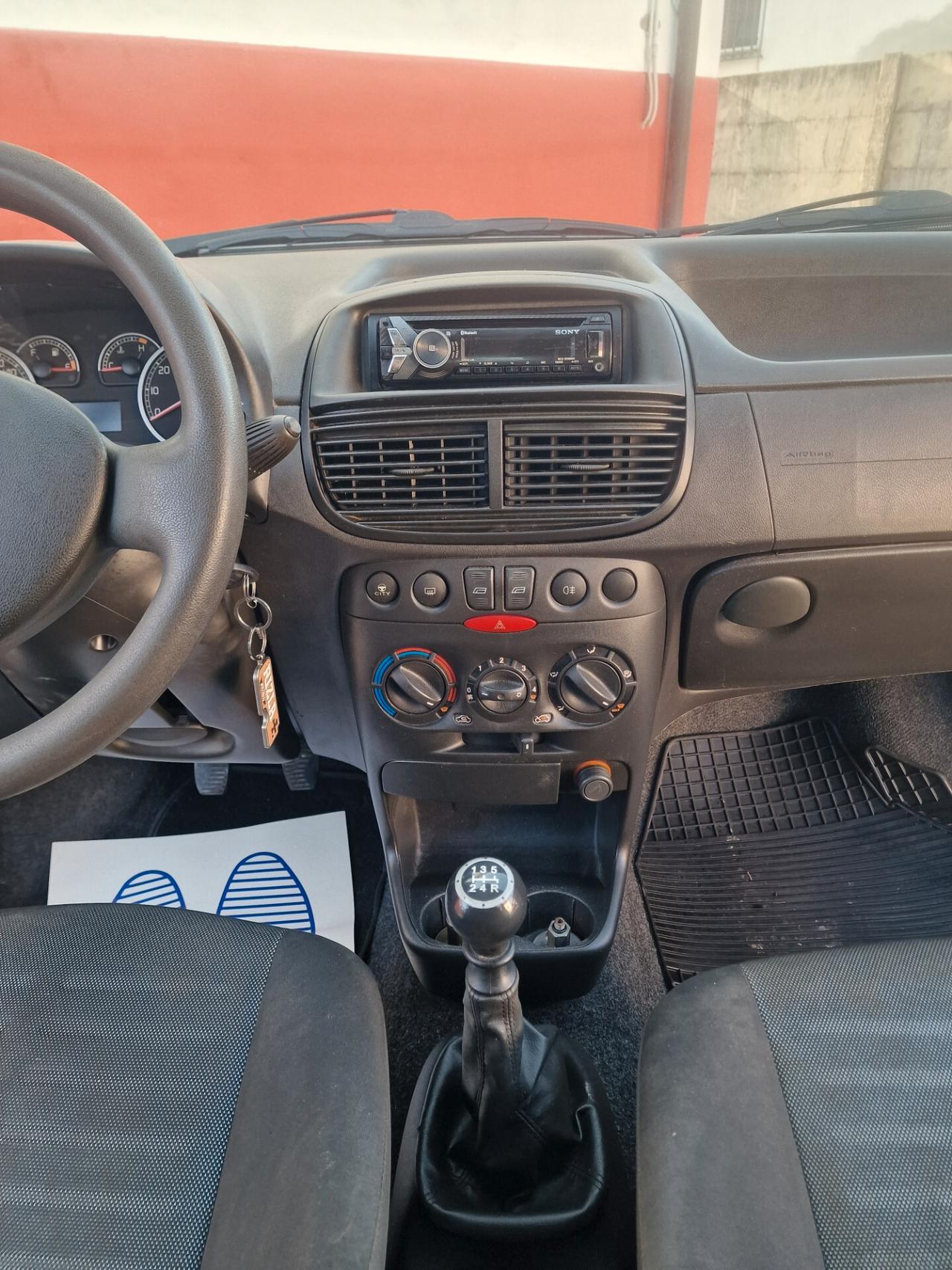 Fiat Punto Classic 1.2 5 porte Active GPL