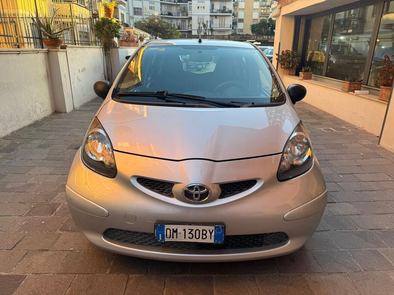 TOYOTA Aygo 1.0 12V VVT-i 5P