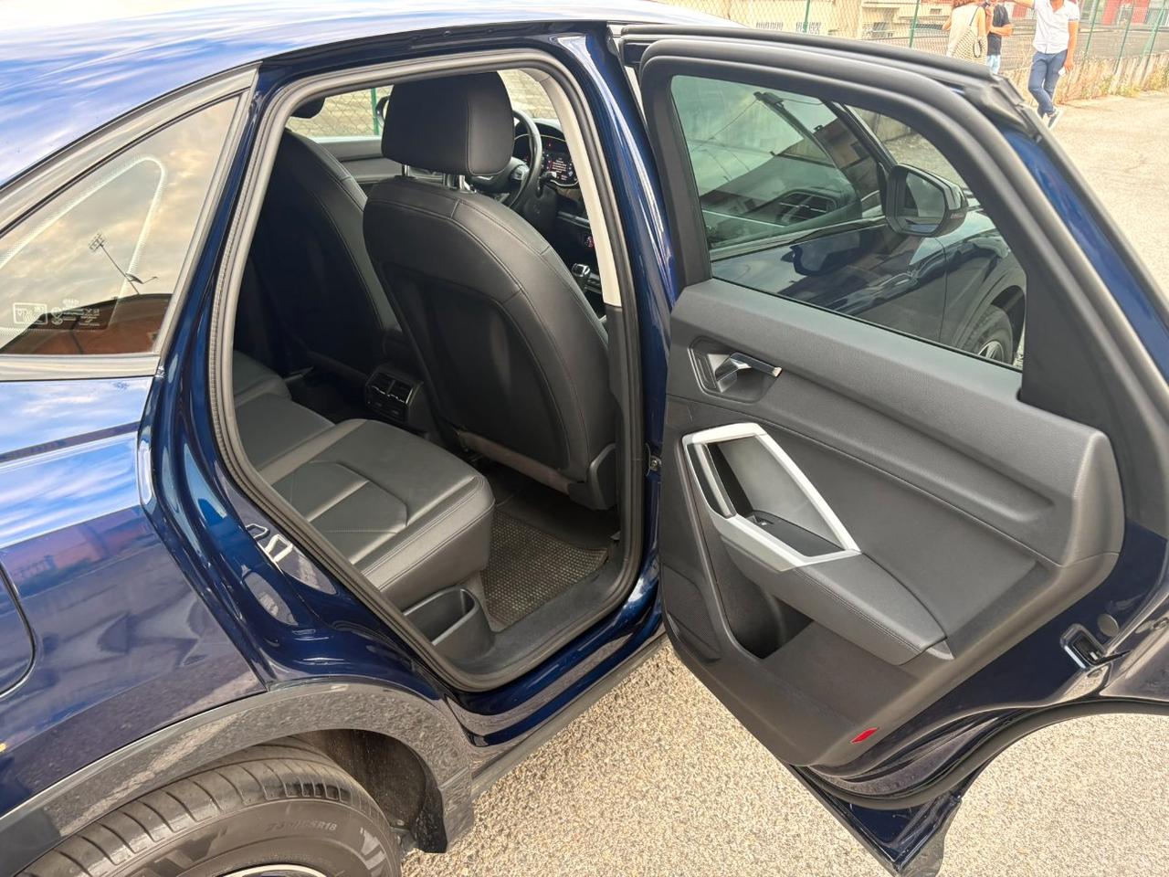 Audi Q3 Sportback 35 2.0 tdi S line edition s-tronic