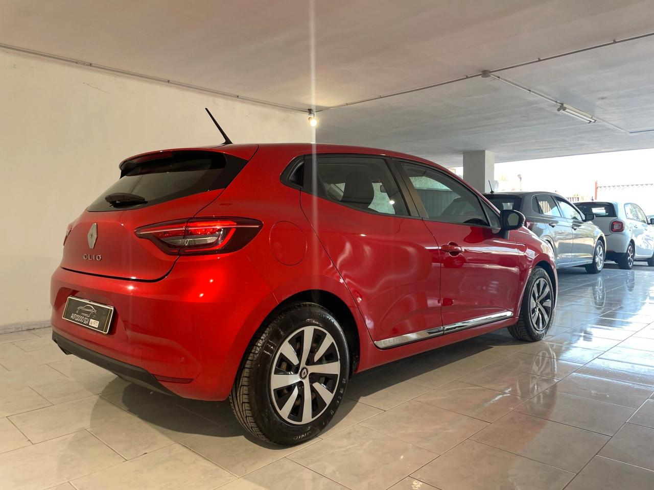 Renault Clio 100CV GPL DI SERIE NEOPATENTATI