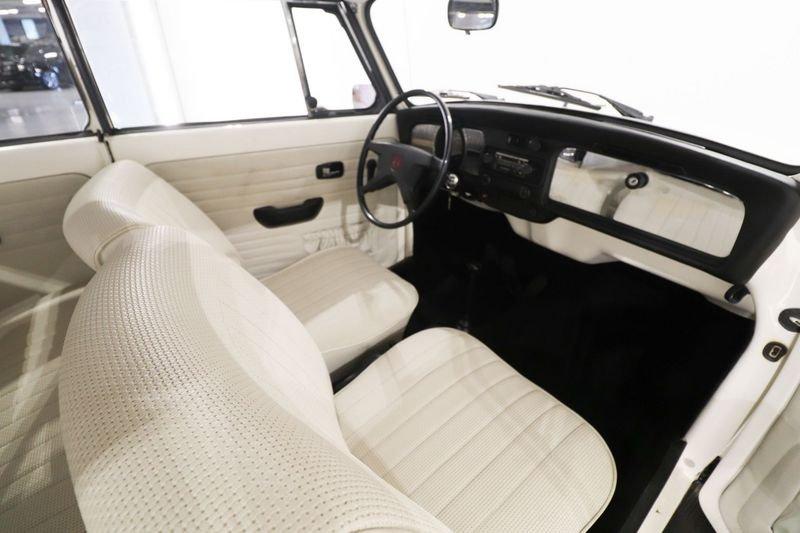 Volkswagen Maggiolino Cabrio