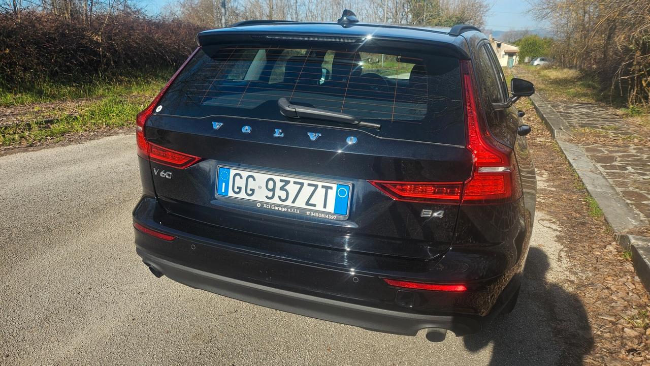 Volvo V60 B4 (d) Geartronic Momentum