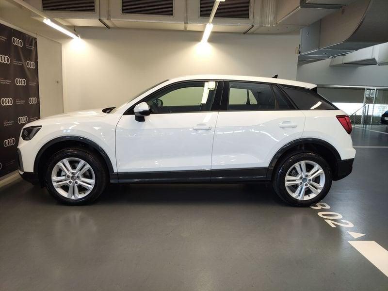 Audi Q2 30 TFSI Business Advanced