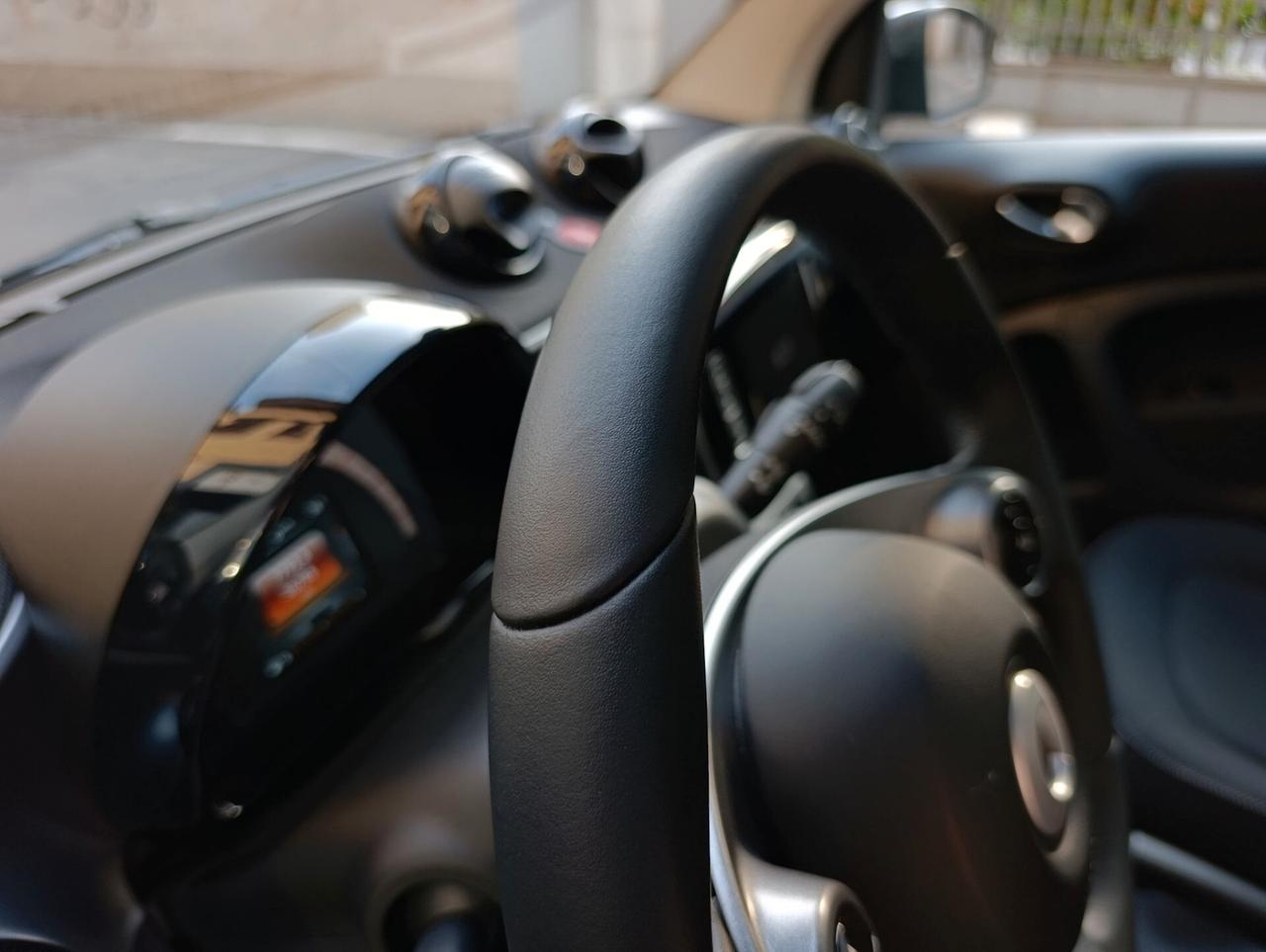 Smart ForTwo 70 1.0 twinamic Passion solo Km 36.785