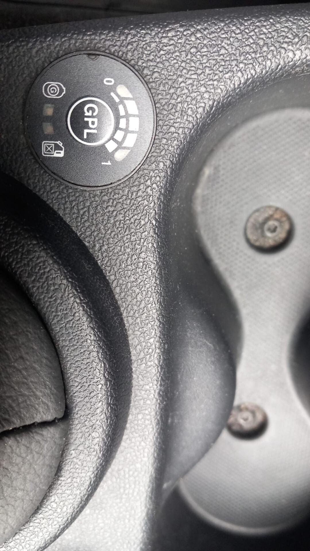 Dacia Sandero Stepway 1.6 8V GPL 85CV