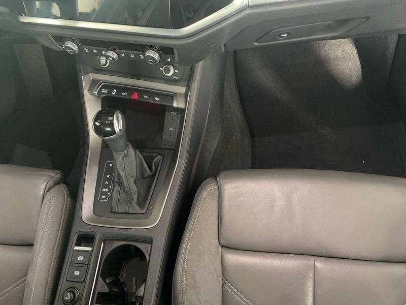 Audi Q3 Q3 45 TFSI e S tronic S line edition