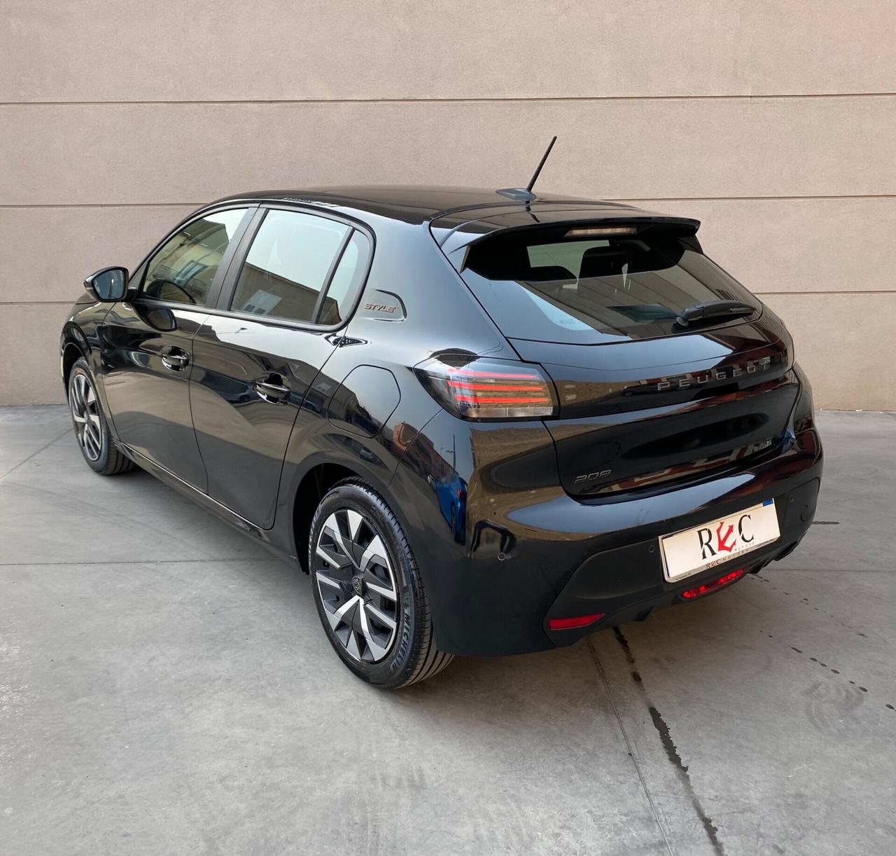Peugeot 1.2 Benzina a catena