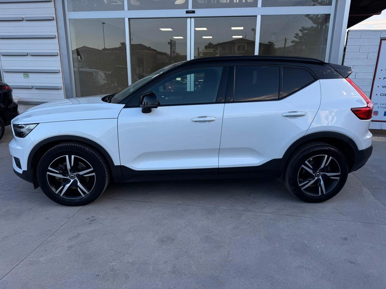 Volvo XC40 D4 AWD Geartronic R-design