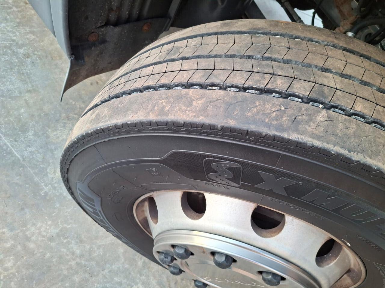 SCANIA R 440 4 ASSI EURO 5 A TELAIO CAMBIO MANUALE