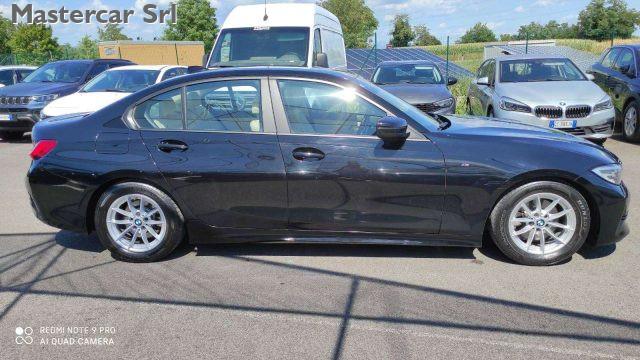 BMW 320 320D 48V BUSINESS ADVANTAGE AUTO - VOLANTE M - GE8