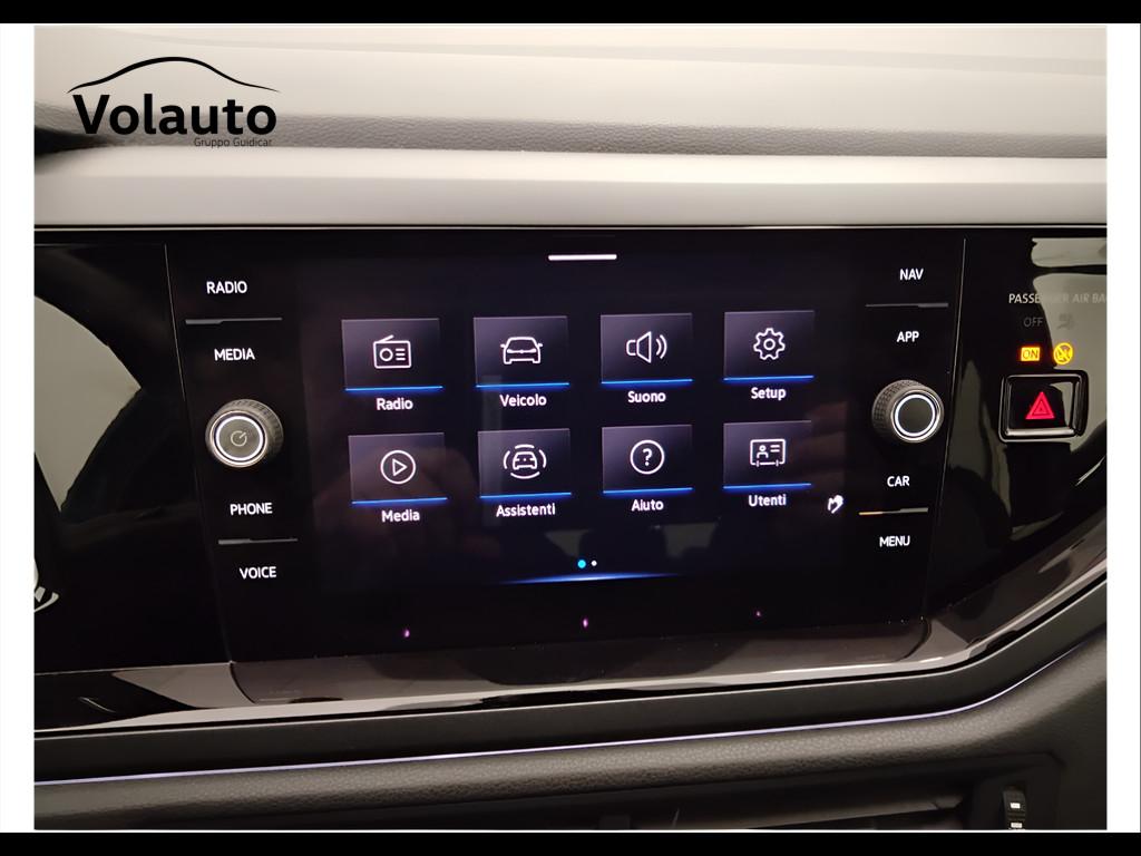 VOLKSWAGEN Polo VI 2022 - Polo 1.0 tsi R-Line 95cv