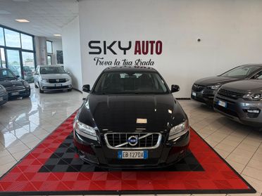 Volvo V70 2.4 D5 Geartronic Summum