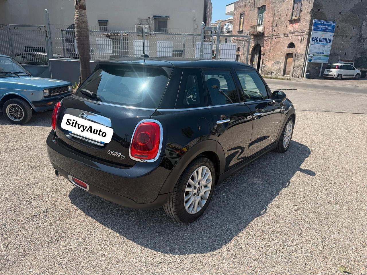 Mini 1.5 Cooper D Business XL 5 porte