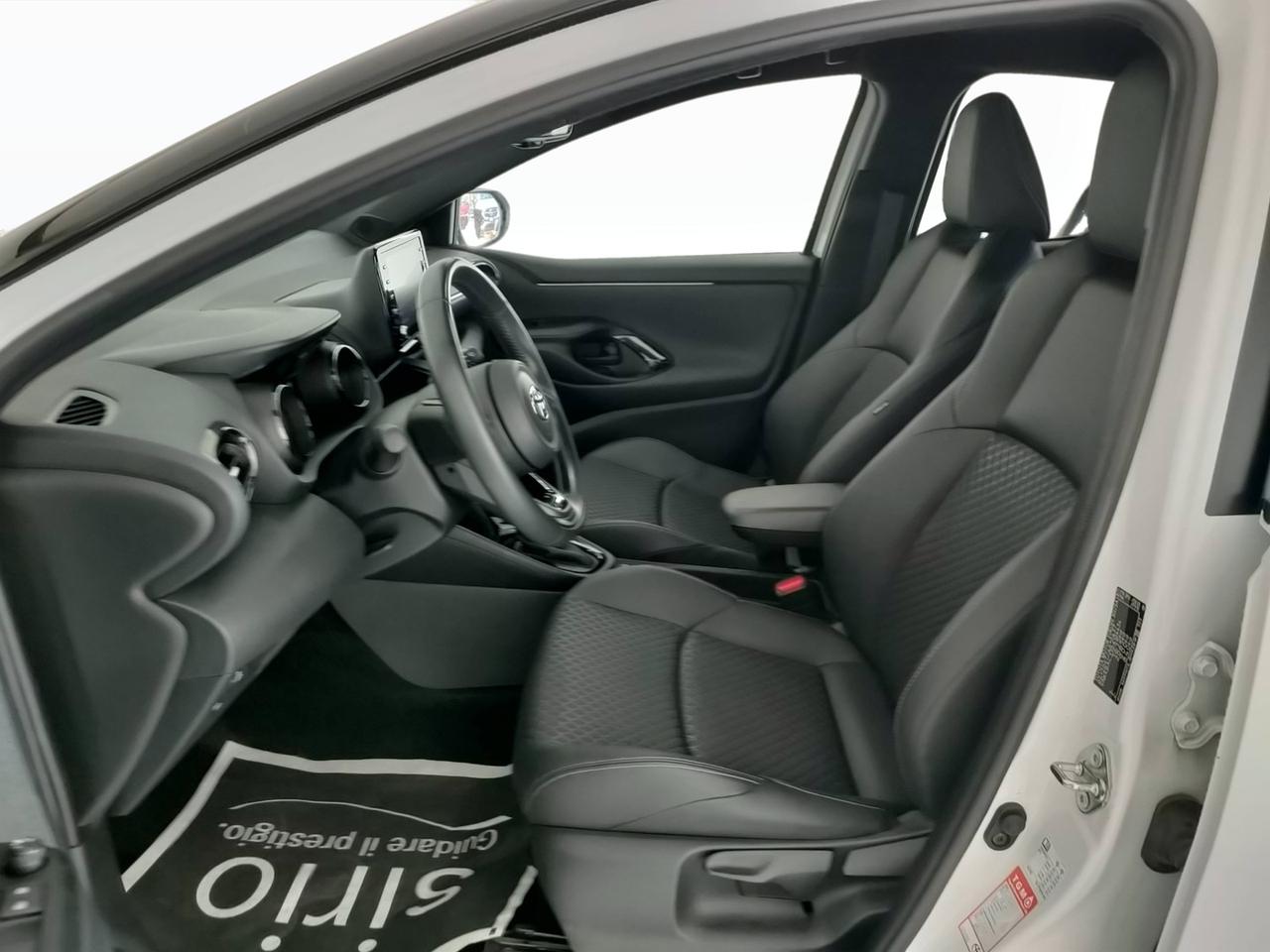 TOYOTA Yaris IV 2020 - Yaris 1.5h Style
