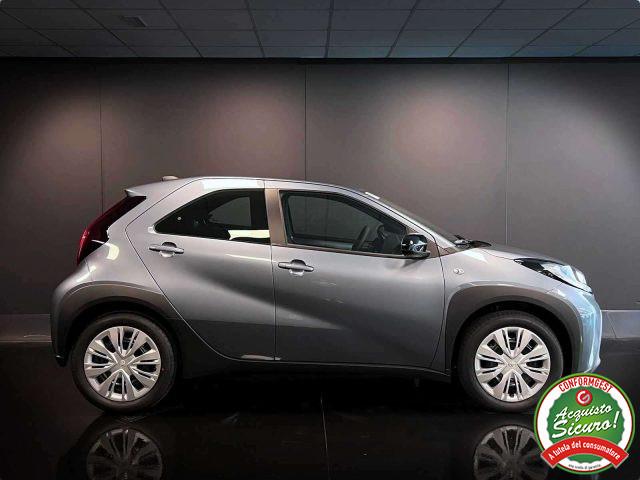 TOYOTA Aygo X 1.0 ACTIVE 72cv PREZZO REALE PRONTA CONSEGNA