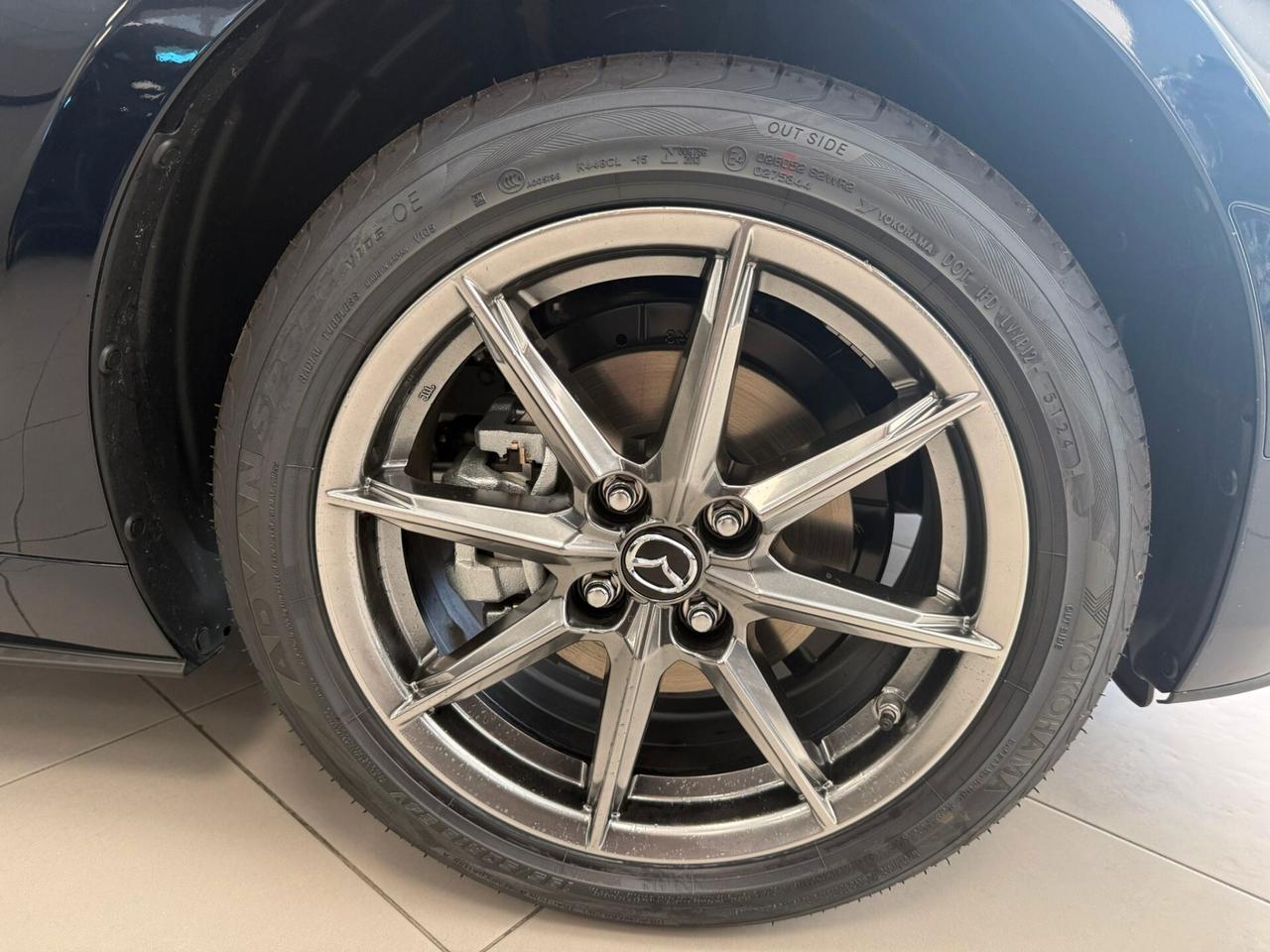 Mazda MX-5 1.5L Skyactiv-G RF Kazari