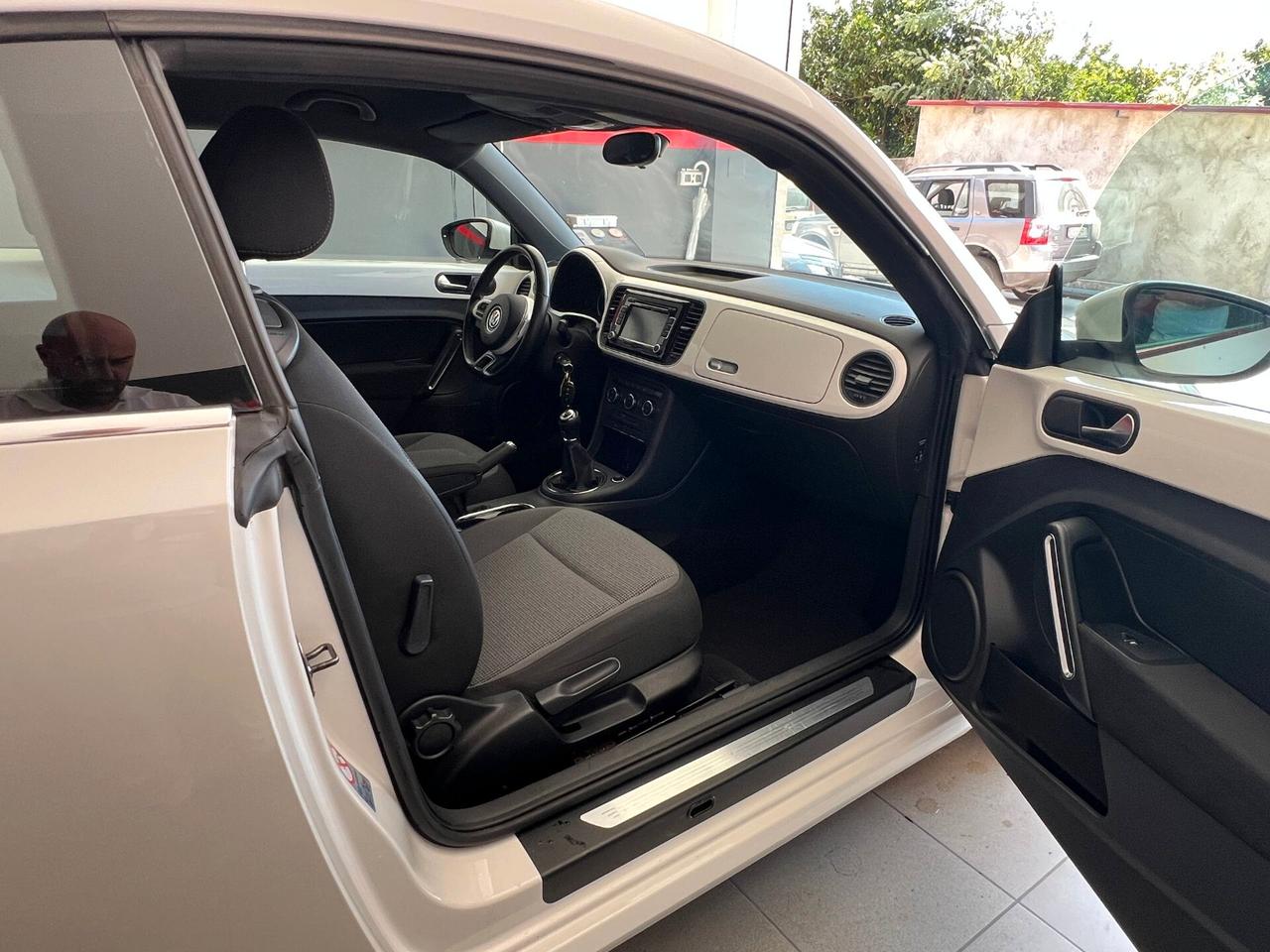 Volkswagen Maggiolino 1.6 TDI Design