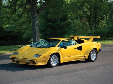 Lamborghini Countach 25°
