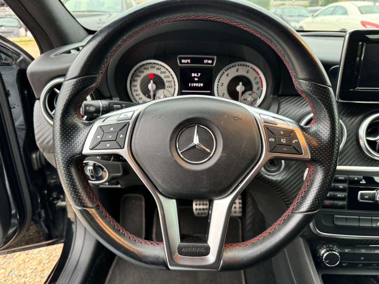 Mercedes A180 benzina Amg 2012