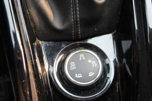 PEUGEOT 2008 1° serie 1.6 e-HDi 115 CV Stop&Start Allure