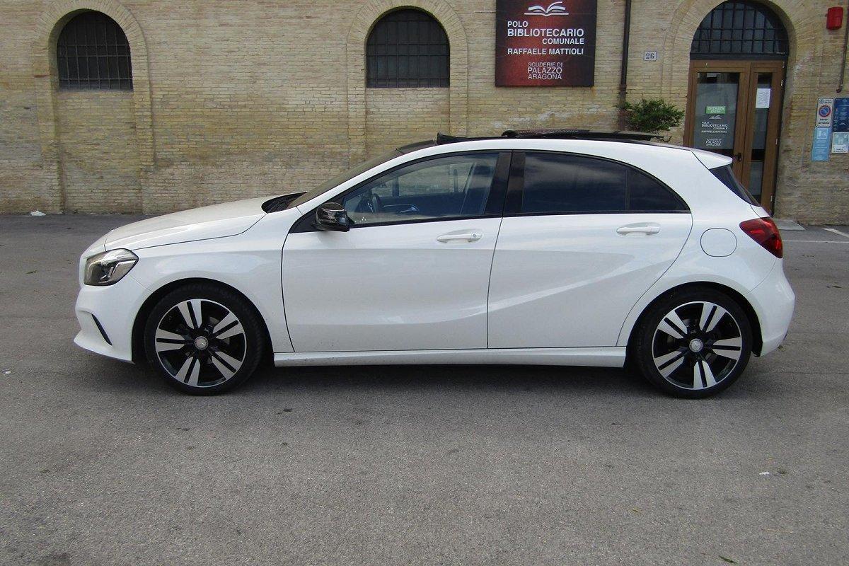 MERCEDES A 180 d Sport
