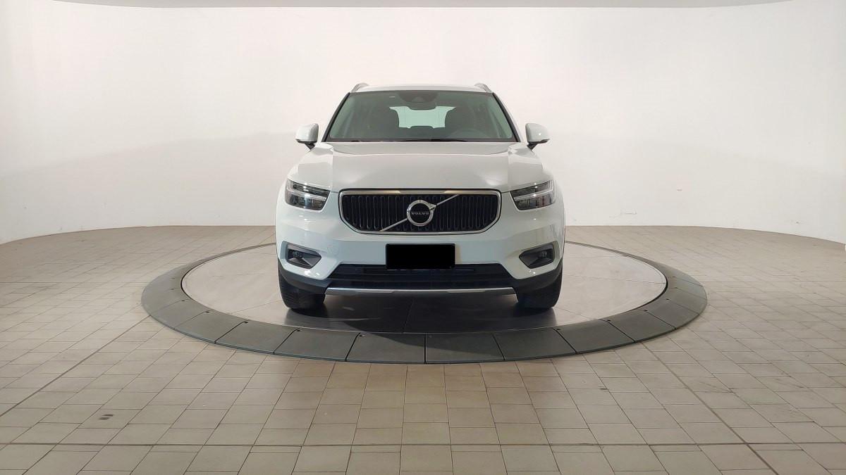 VOLVO Xc40 T3 Geartronic Momentum Pro