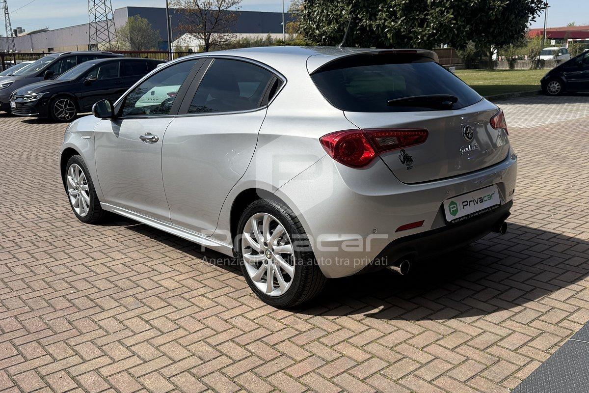 ALFA ROMEO Giulietta 2.0 JTDm-2 140 CV Distinctive