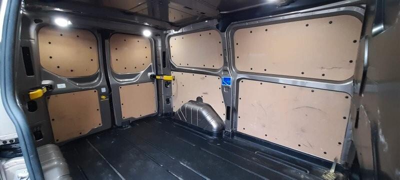 Ford Transit Custom 280 L1 130cv Titanium