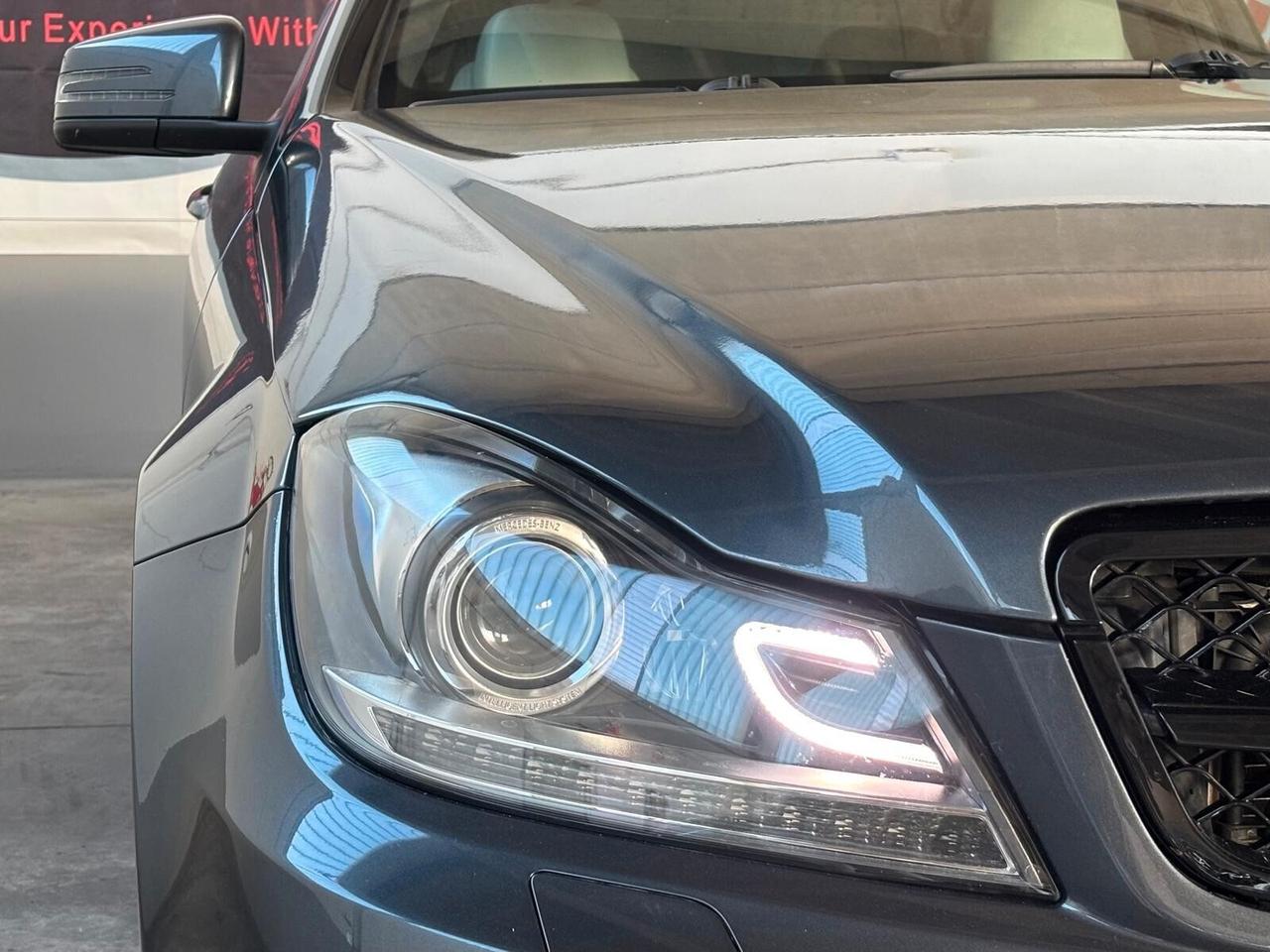 Mercedes-benz C 220 CDI BlueEFFICIENCY Coupé Avantgarde
